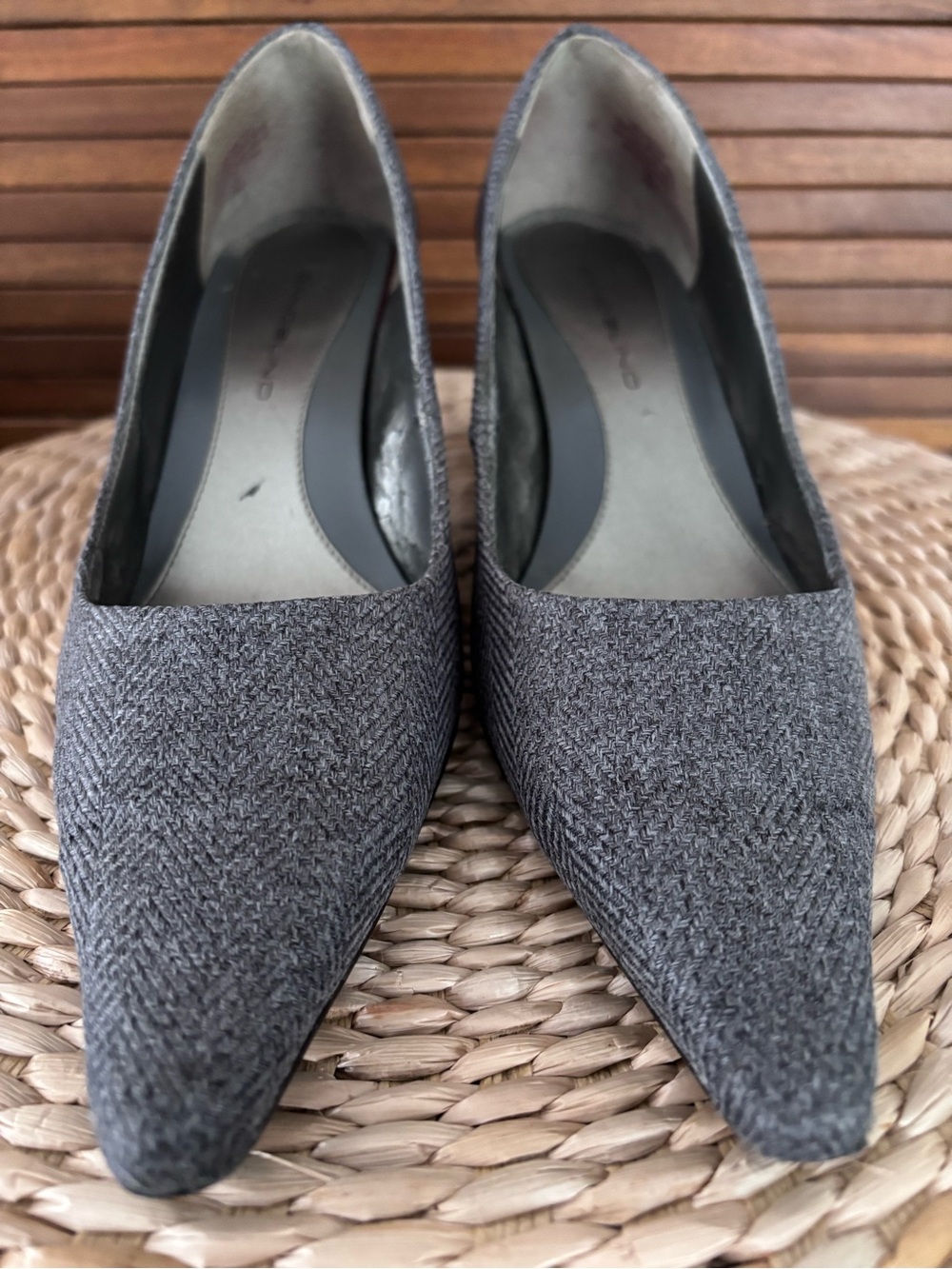 Bandalino Felted Classic Pointed Toe Women's Pumps in Gray Size 8